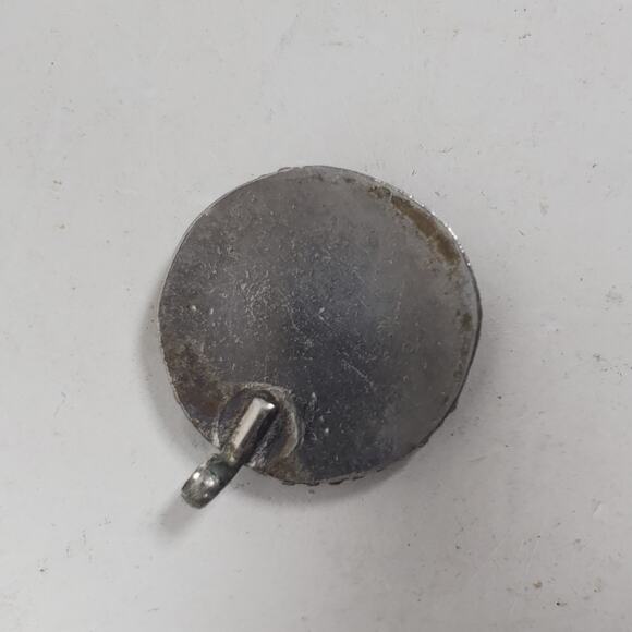 Vintage Black Onyx Pendant 1.25 Inch Round Unsigned Handcrafted - Picture 4 of 4